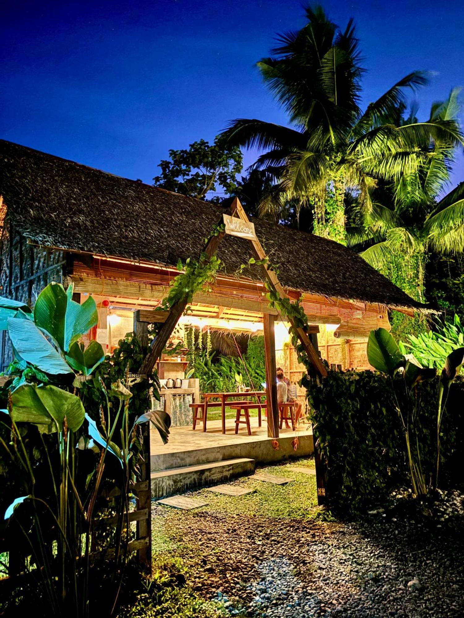 Villa Triangle Palms Siargao General Luna  Esterno foto